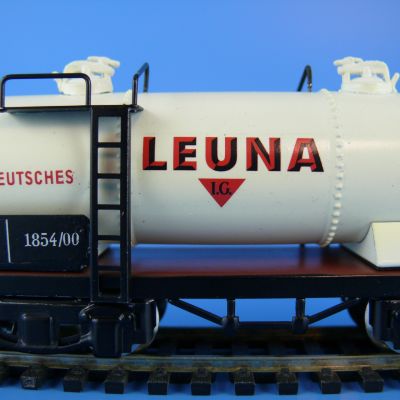 LEUNA 3